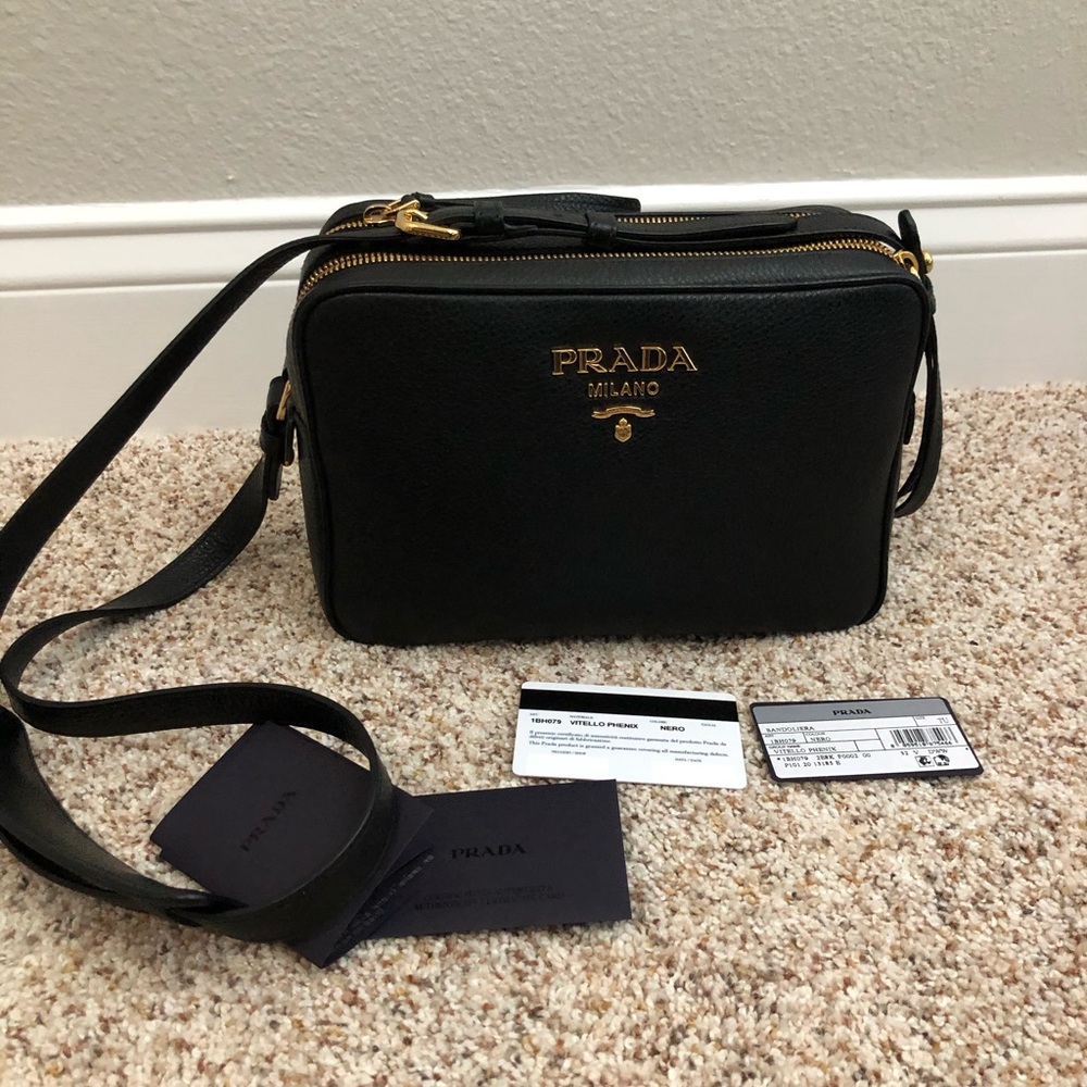 Prada Bandoliera Vitello Phenix Camera Crossbody
